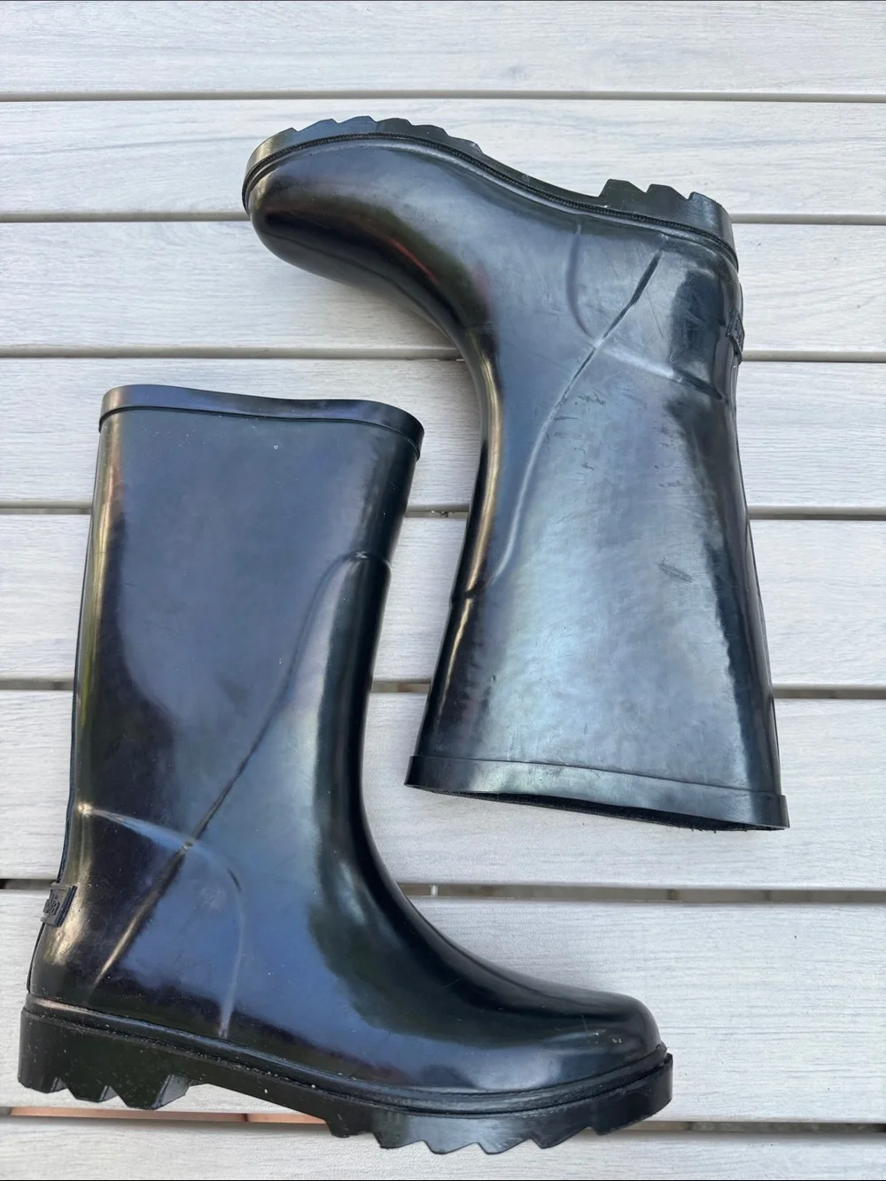 Columbia Black Youth Patent Rain Boots 2Y
